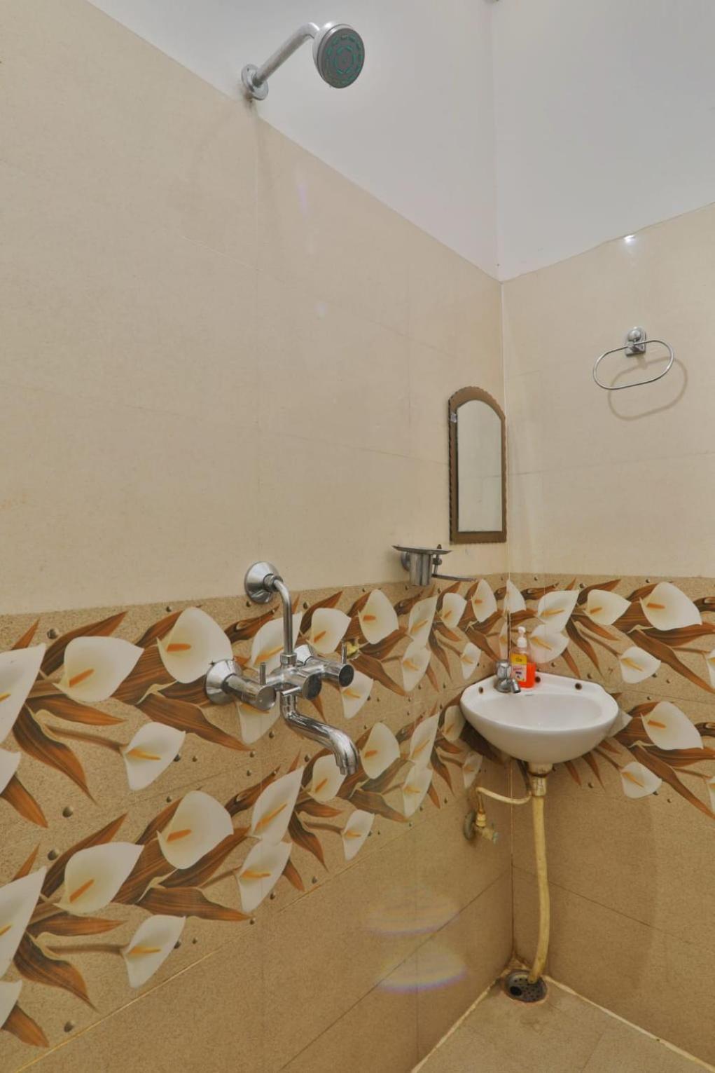 Gauri Kedareshwar Guest House Varanasi Bagian luar foto